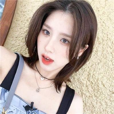 彩虹艳女